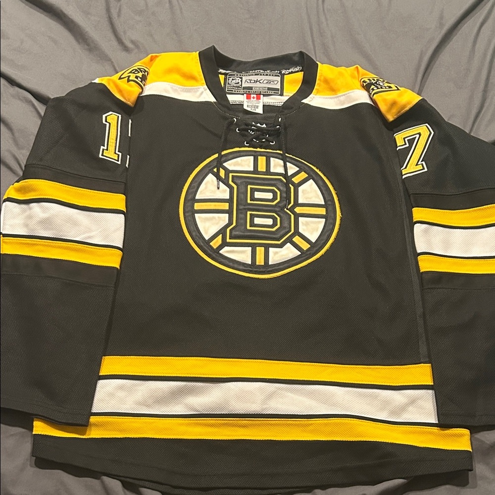 Boston Bruins- Milan Lucic Hockey Jersey
